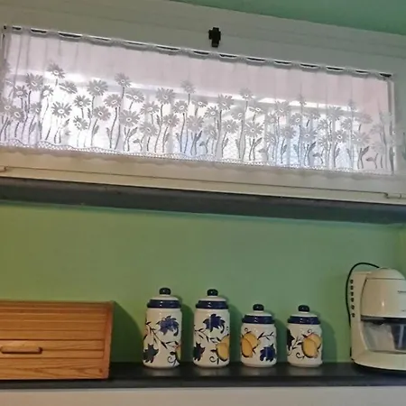 La Casa Di Irene : Un Giardino Sul Mare Apartment